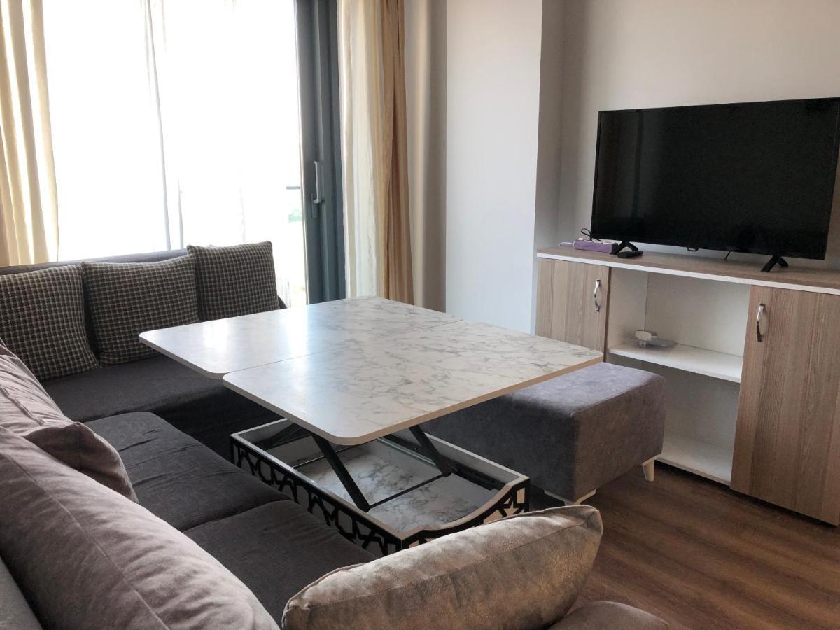 Nilin Apartment Istanbul Bagian luar foto