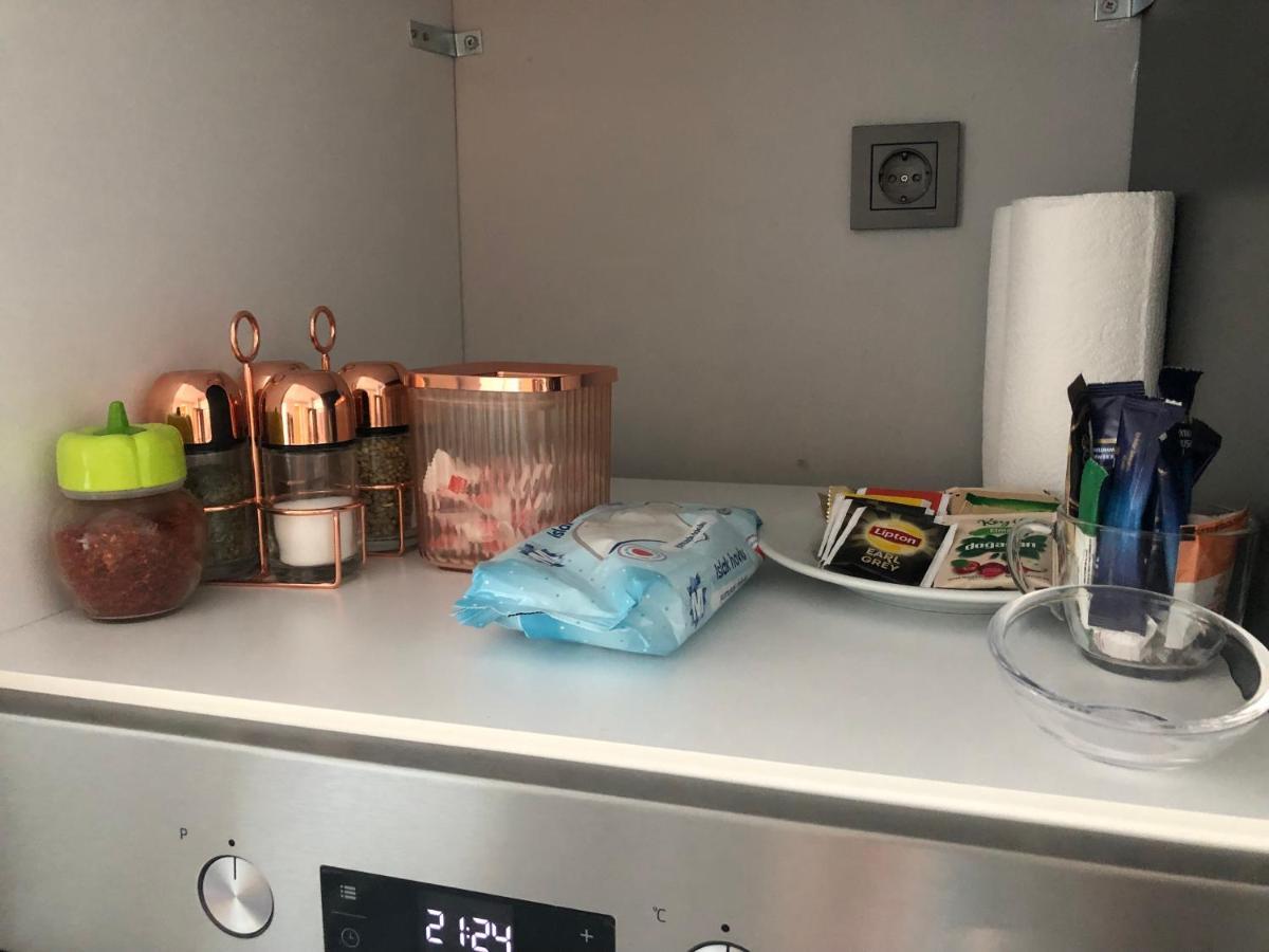 Nilin Apartment Istanbul Bagian luar foto